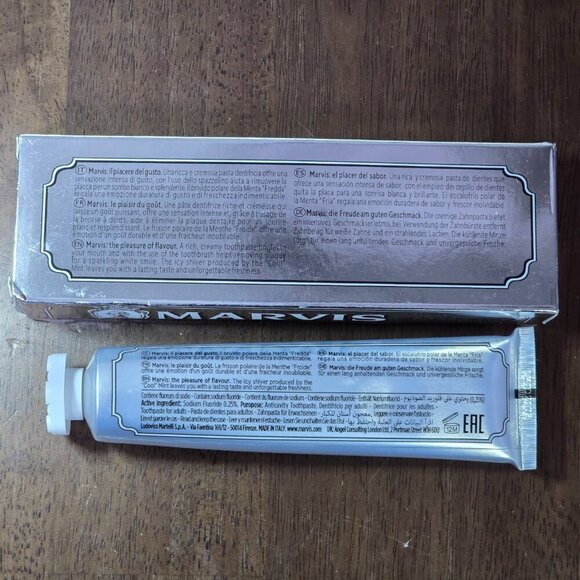 Marvis Toothpaste Whitening Mint 4.4 oz Brand New - Picture 3 of 3